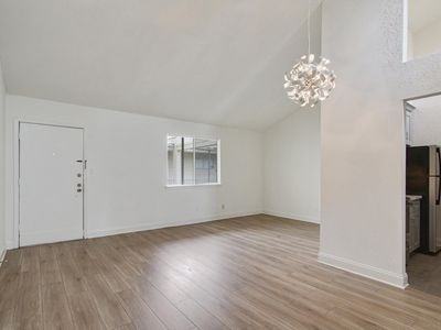 2255 Saint Charles Ave #1 - Photo 6 of 15