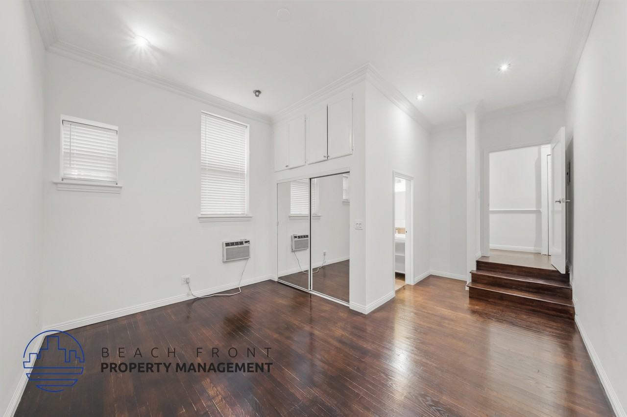 6128-6134 Wilshire Blvd., 6111-7 Warner Dr. - Photo 4 of 24