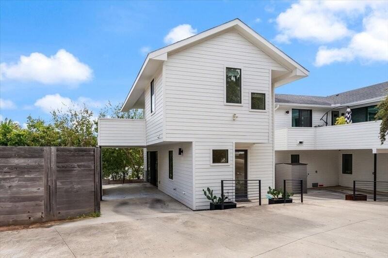 1104 Marcy St #D - Photo 2 of 28