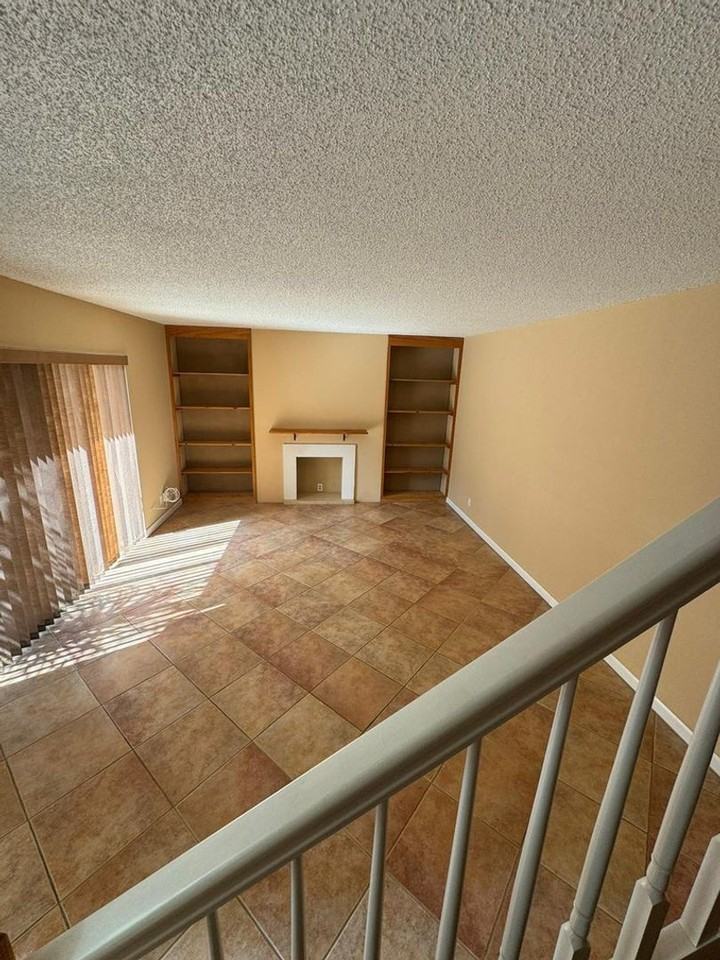 61 Lake Arbor Dr - Photo 3 of 16