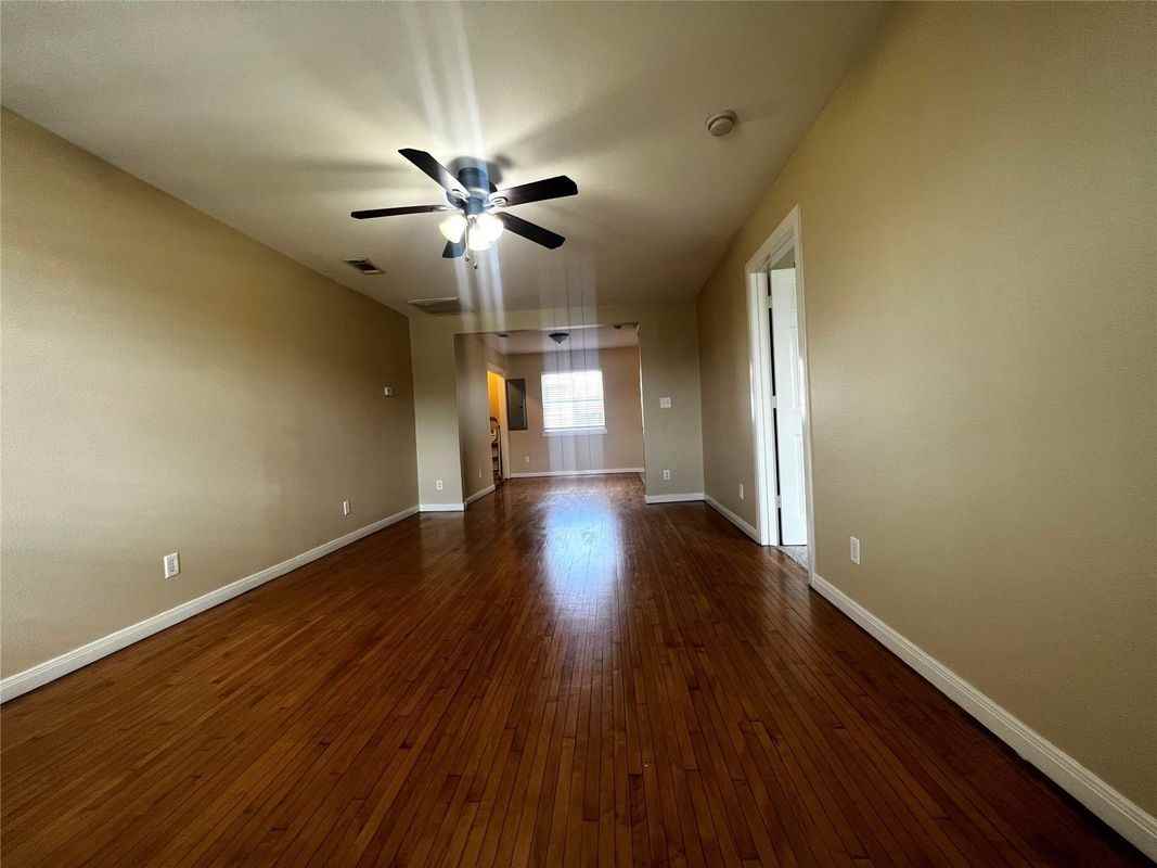 101 Pacific Ave ##A - Photo 2 of 12