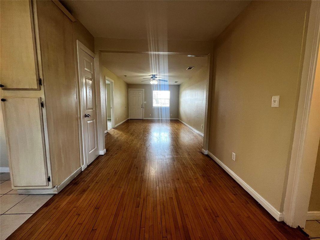 101 Pacific Ave ##A - Photo 3 of 12