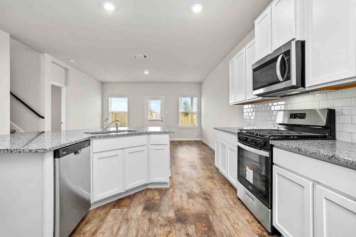 5035 Punch Shot - Photo 7 of 25