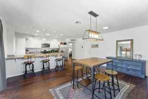 featured image of 226 E Erie Dr