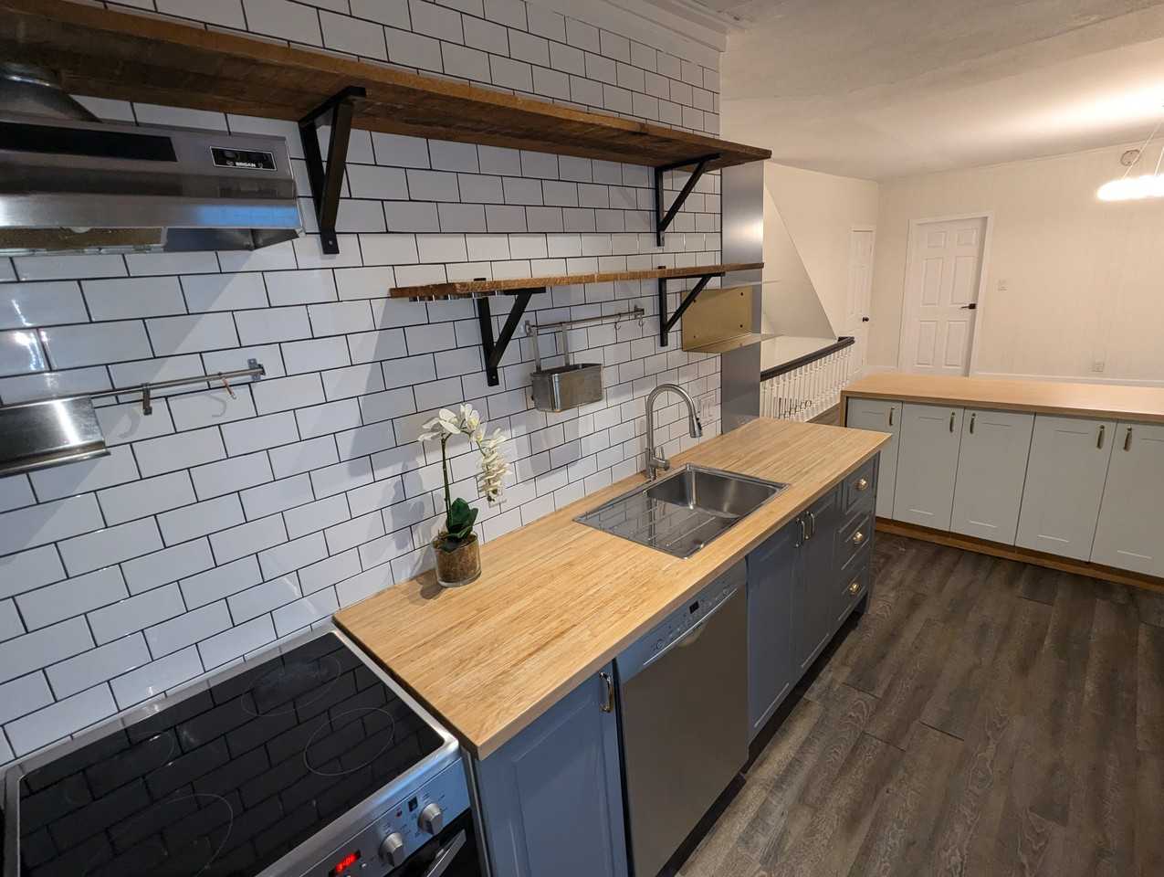 39 Robert Street - Photo 2 of 10