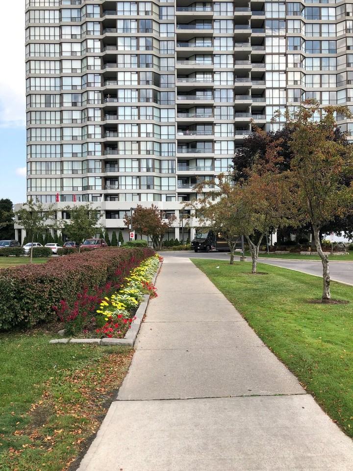 3 Rowntree Road #2111 - Photo 2 of 21