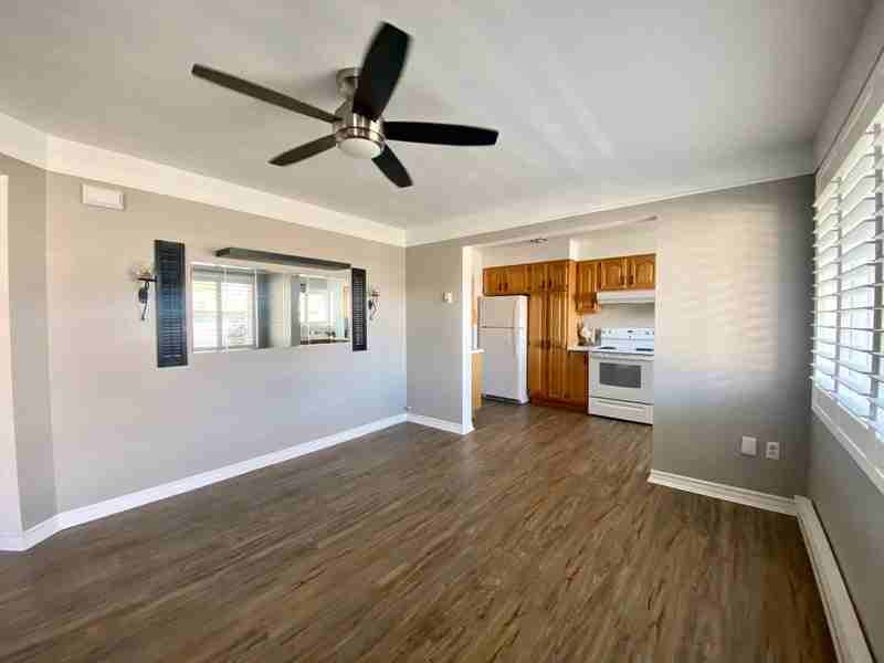 954 Notre Dame St - Photo 3 of 14