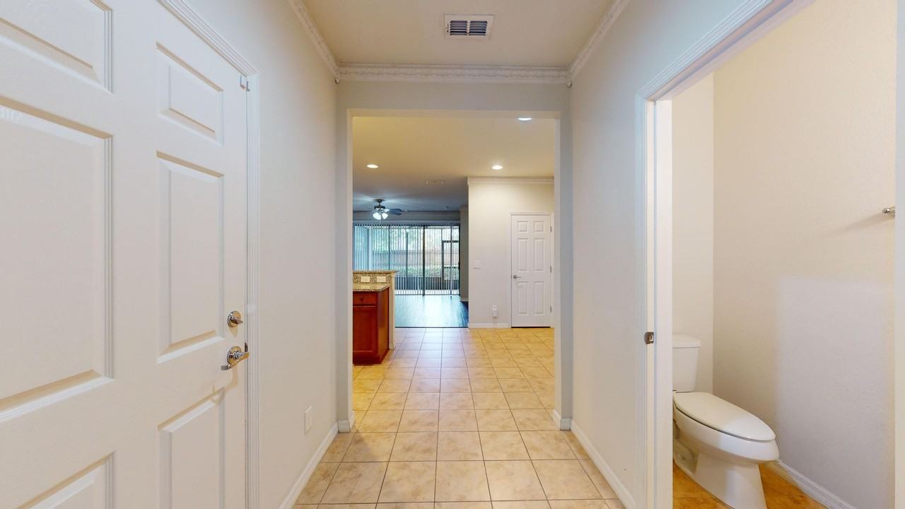 14324 Dovewind Ct - Photo 2 of 27