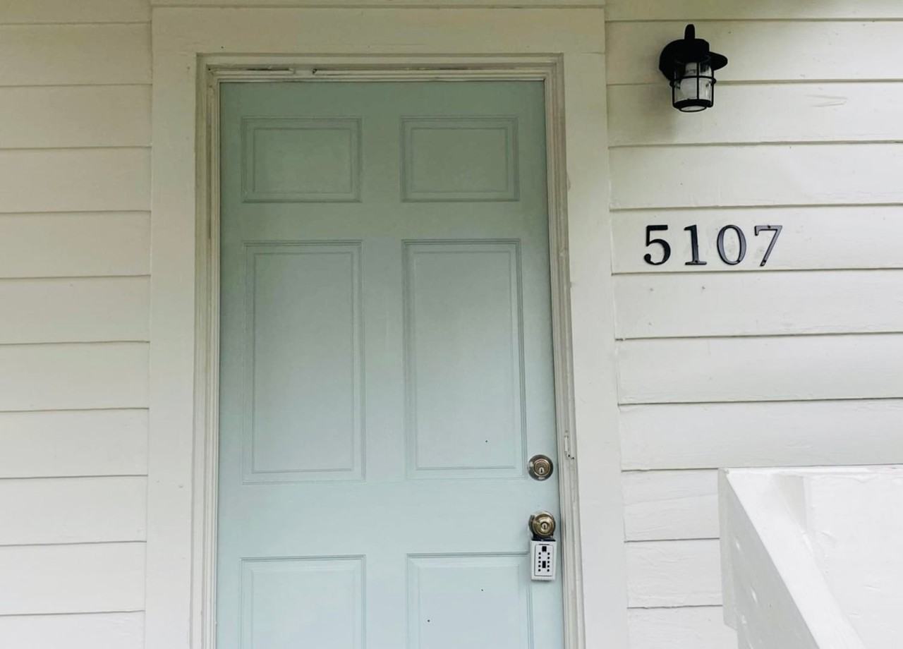 5107 Byron St - Photo 2 of 20