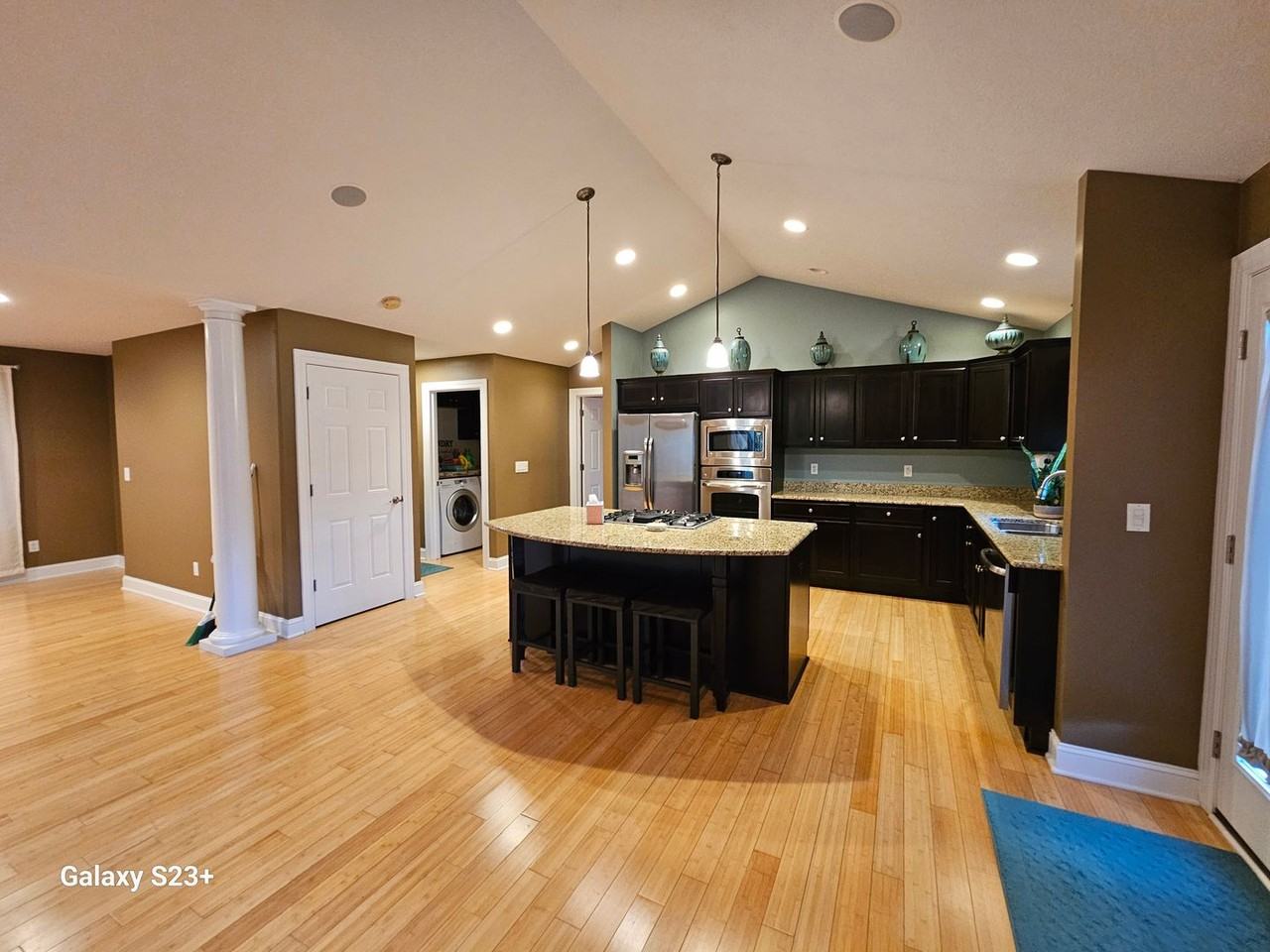 6169 Marteney Ave - Photo 5 of 14