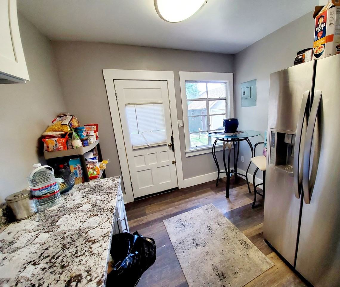 630 South Howes Street - Photo 6 of 44