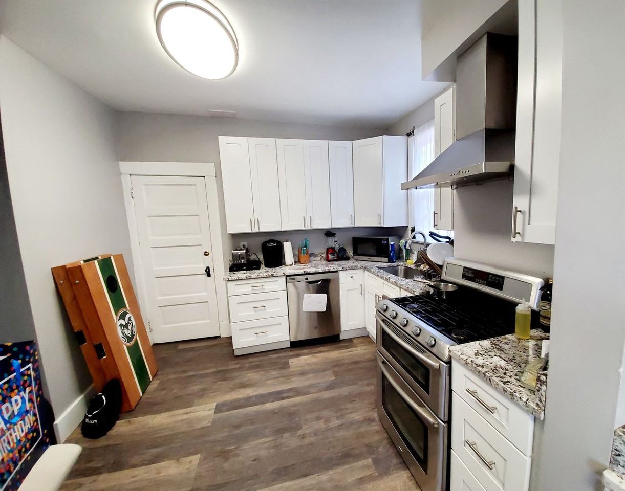 630 South Howes Street - Photo 7 of 44