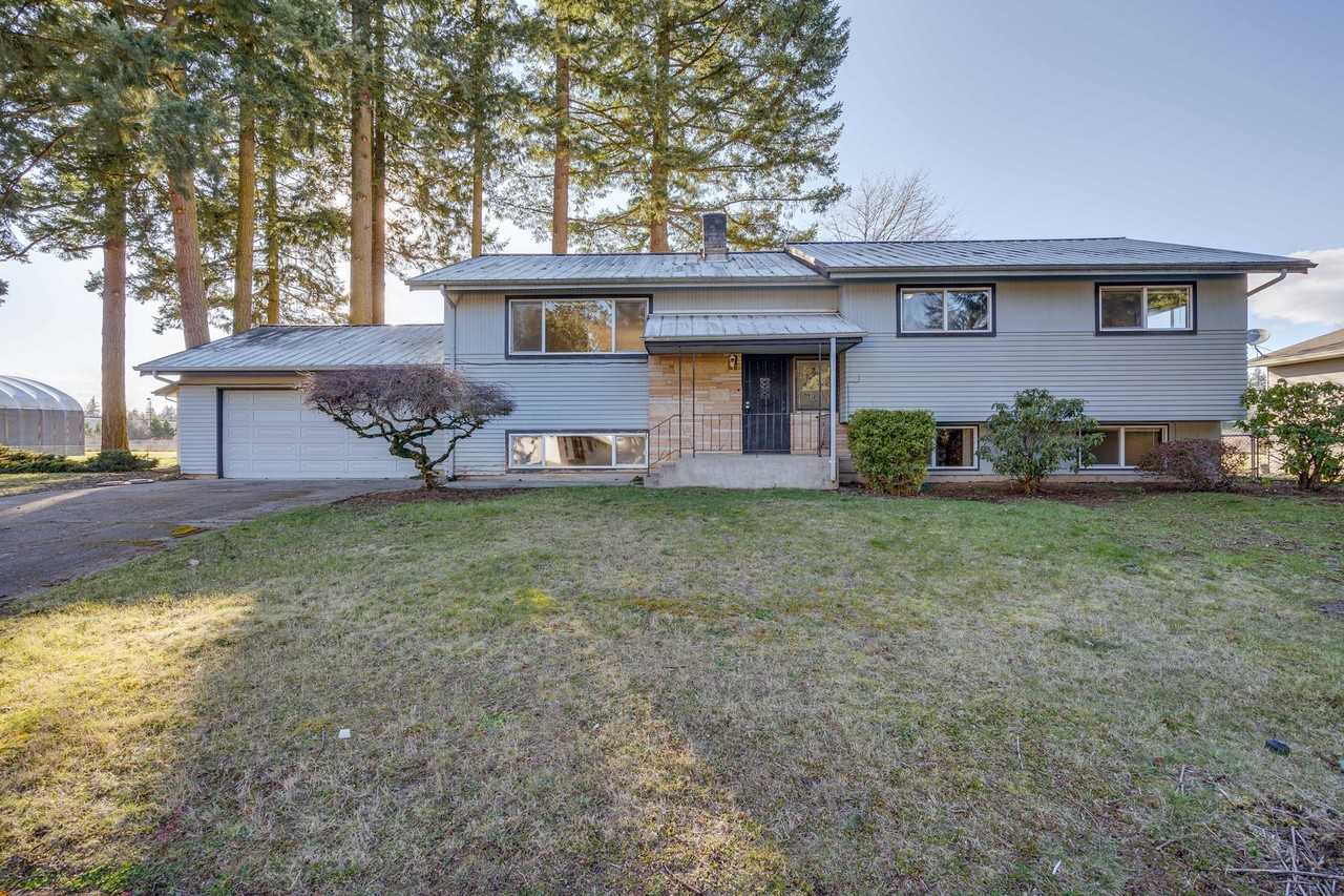 1300 Ne 139th Ave - Photo 2 of 25