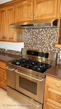 175 Champion Oaks Cir - Photo 3 of 8