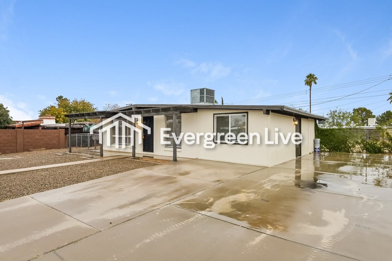 740 W Calle Colado - Photo 2 of 21