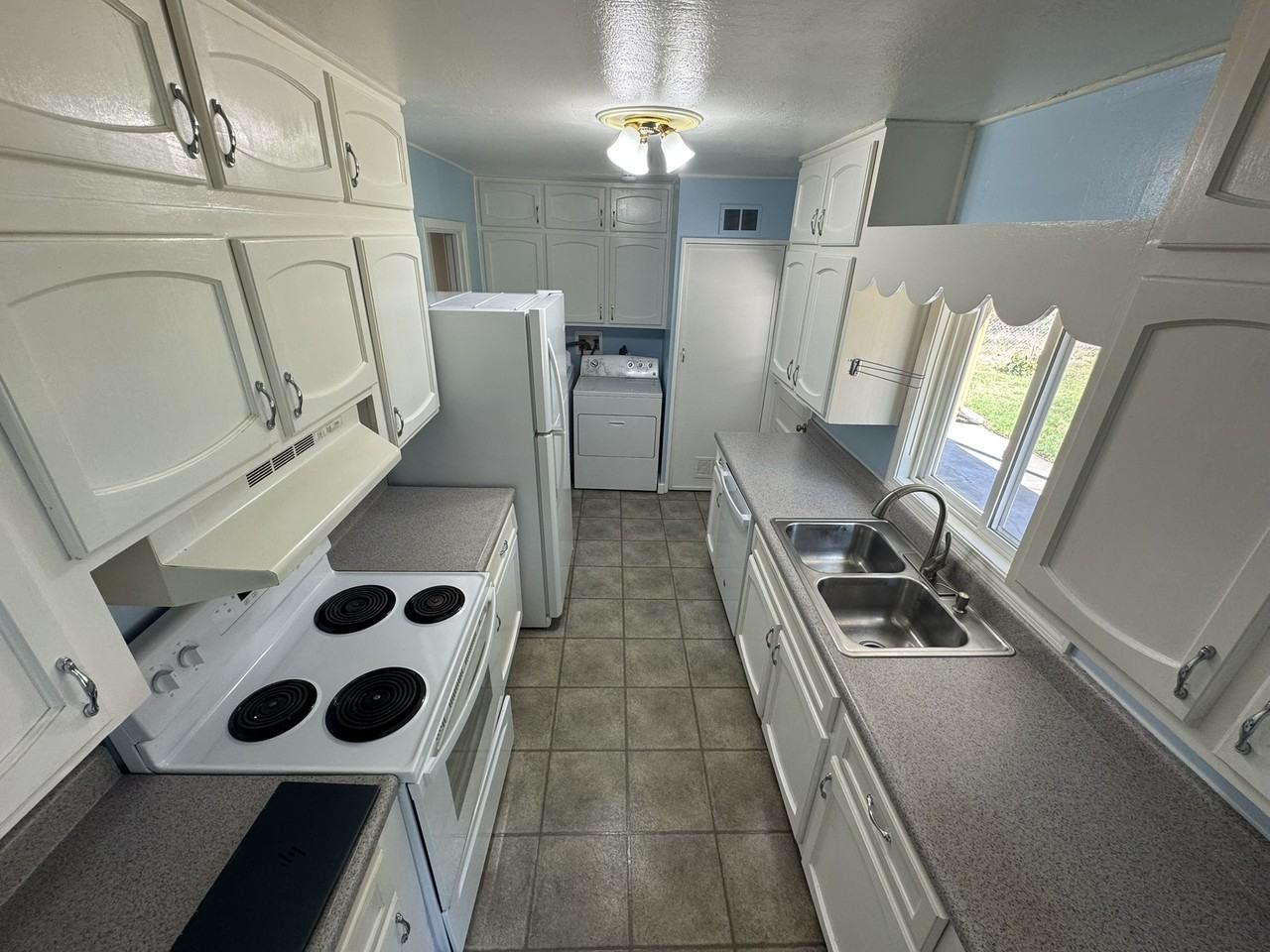 3604 Southwest Clare Avenue #3604CLARE - Photo 7 of 11