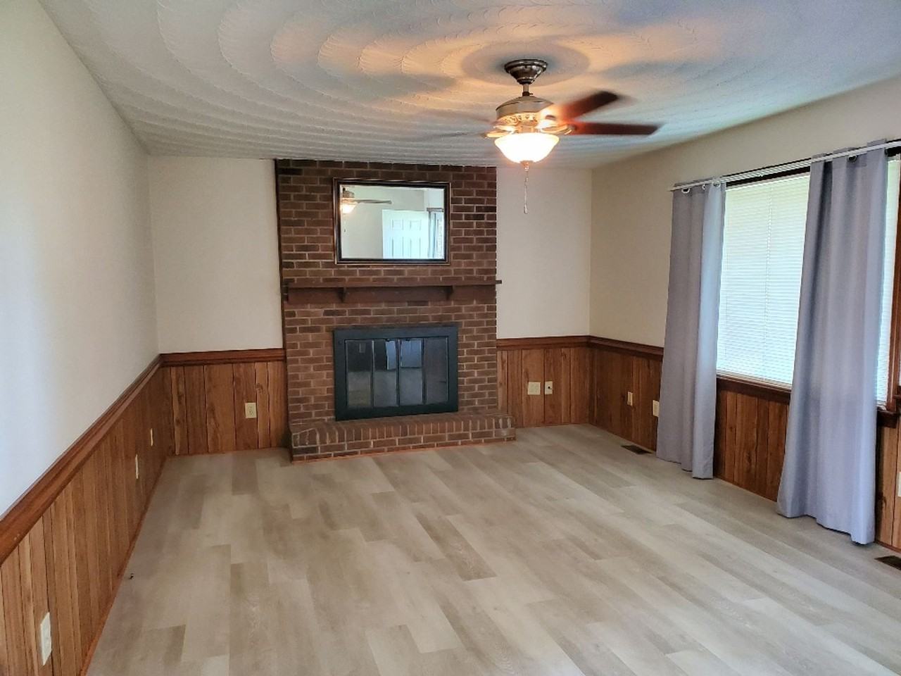 1138 Ocean Hwy N - Photo 2 of 19