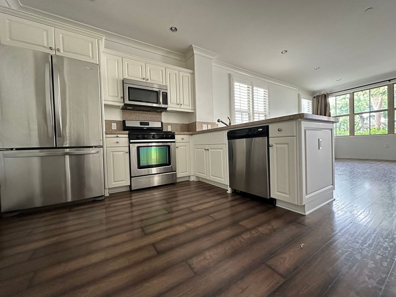 152 Coralwood - Photo 3 of 12