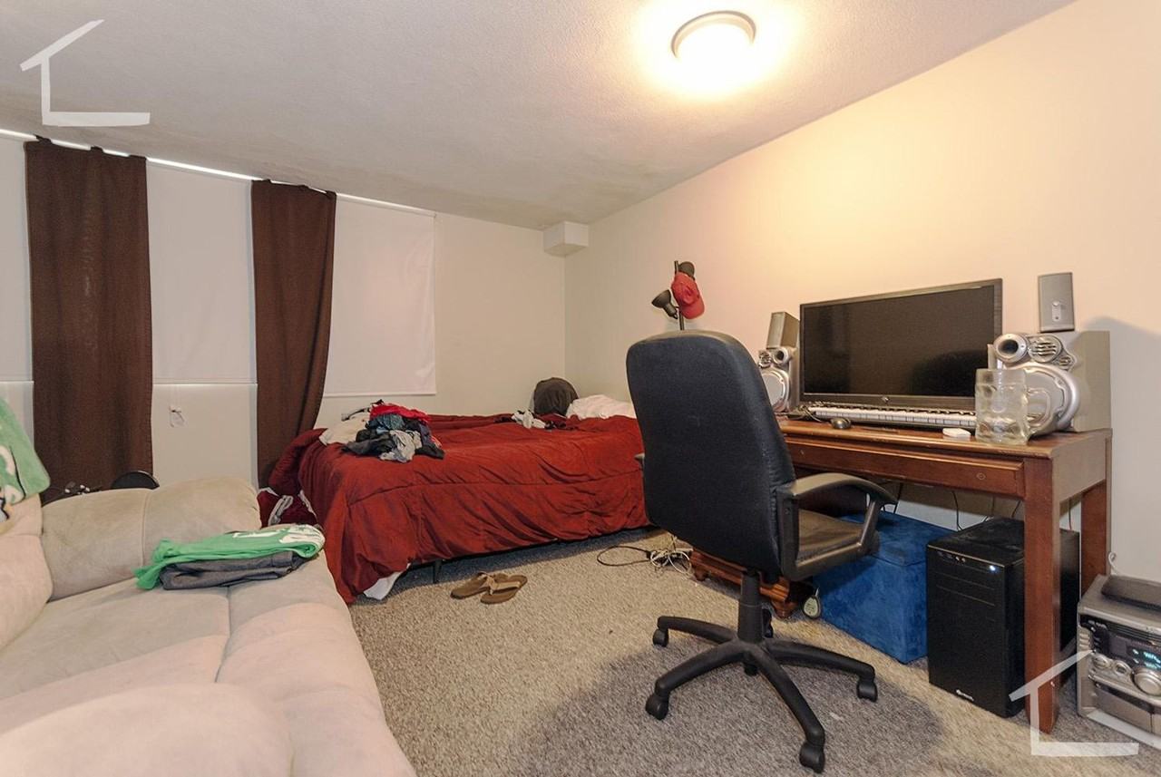 145 Glenville Ave - Photo 7 of 9