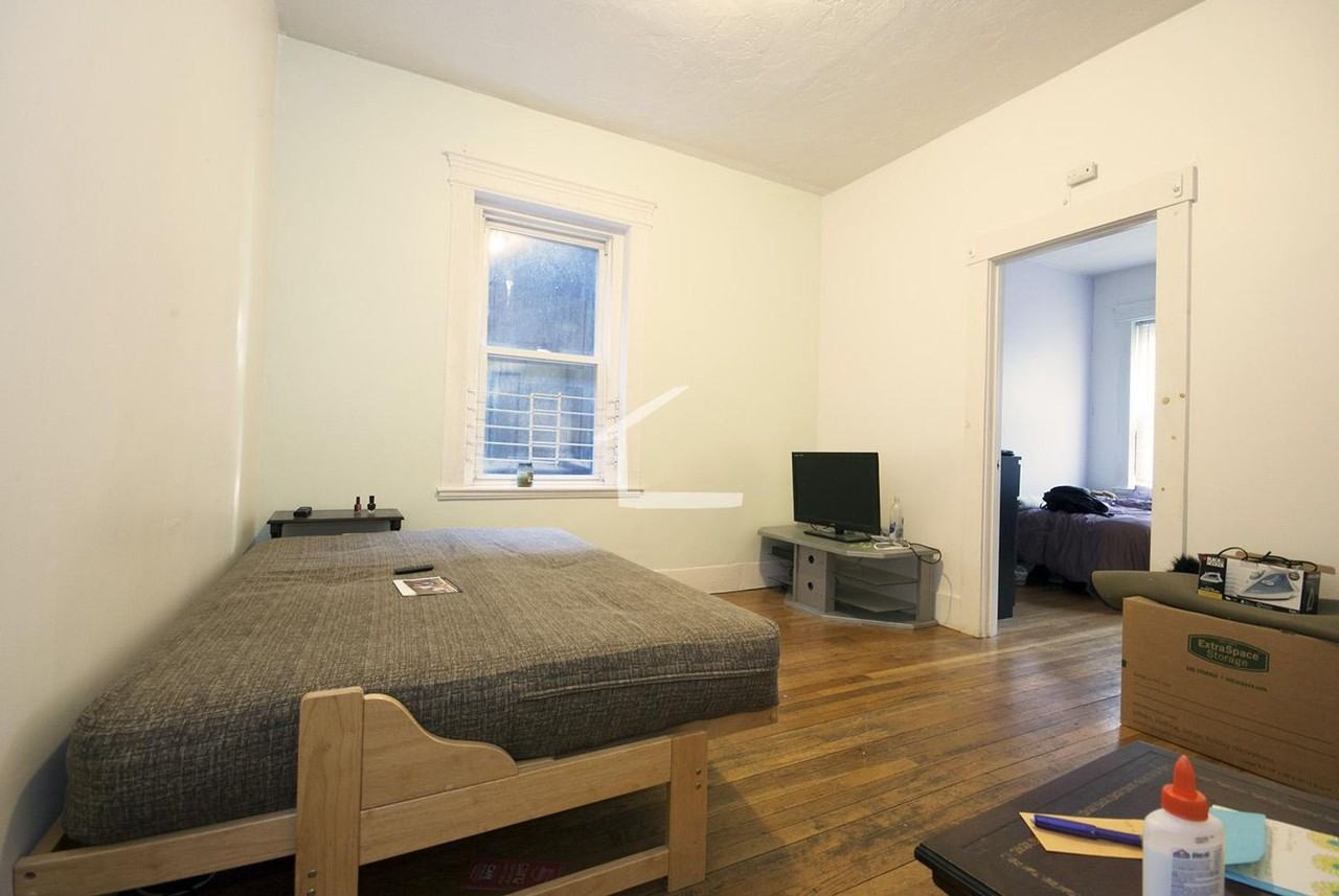 36 Brighton Ave - Photo 5 of 7