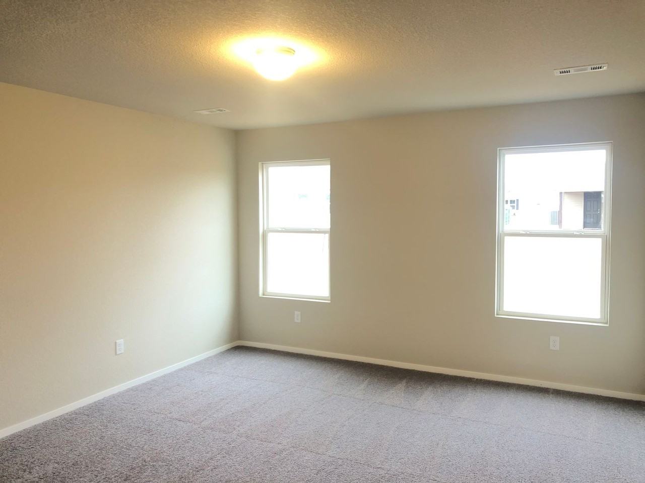 602 W Pittsfield - Photo 6 of 10