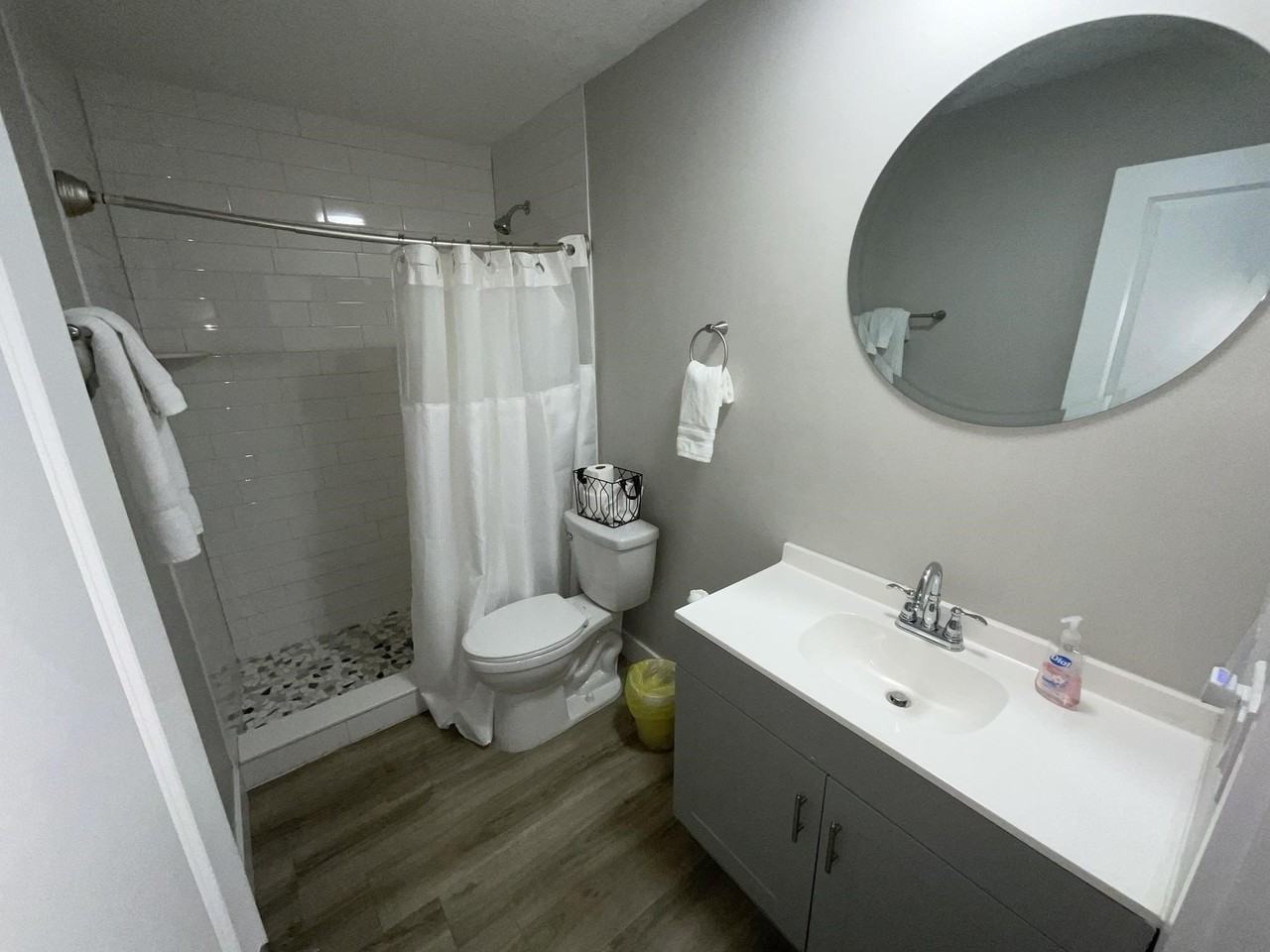 318 Arricola Ave #103 - Photo 6 of 6