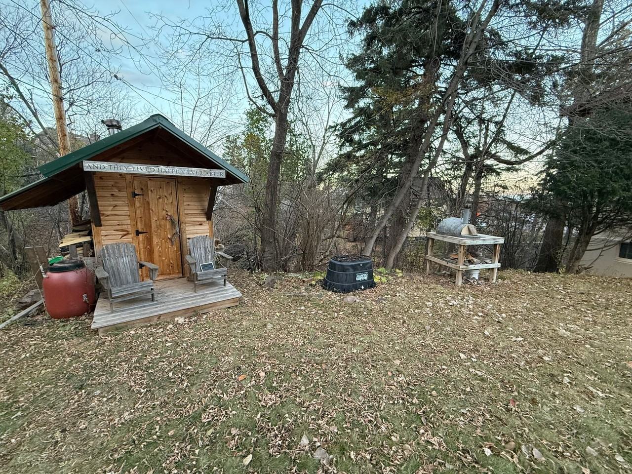 3109 E Superior St - Photo 3 of 33