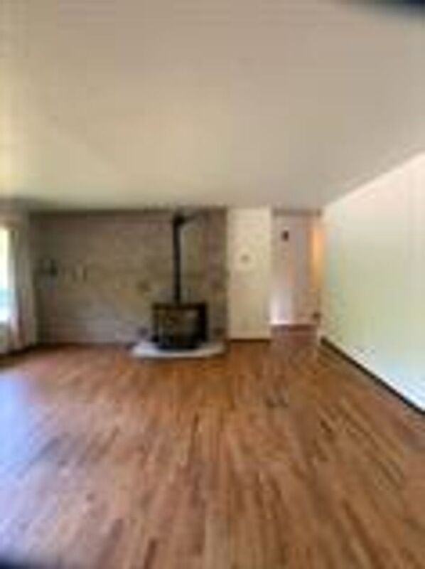 603 S Davies Rd - Photo 4 of 32