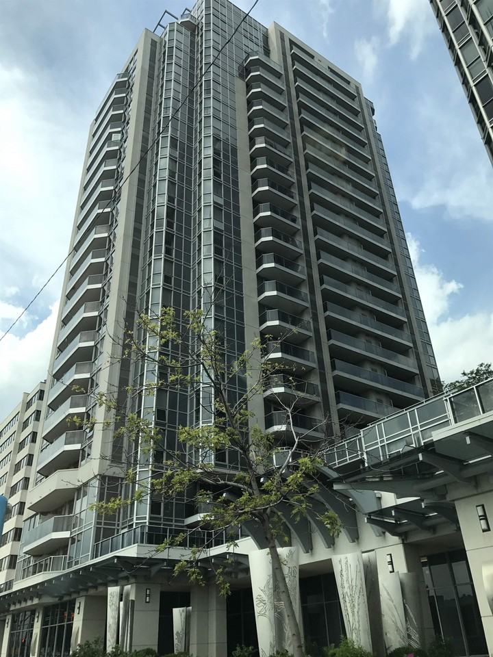 Luxe I - 5791 Yonge #11257 - Photo 2 of 12