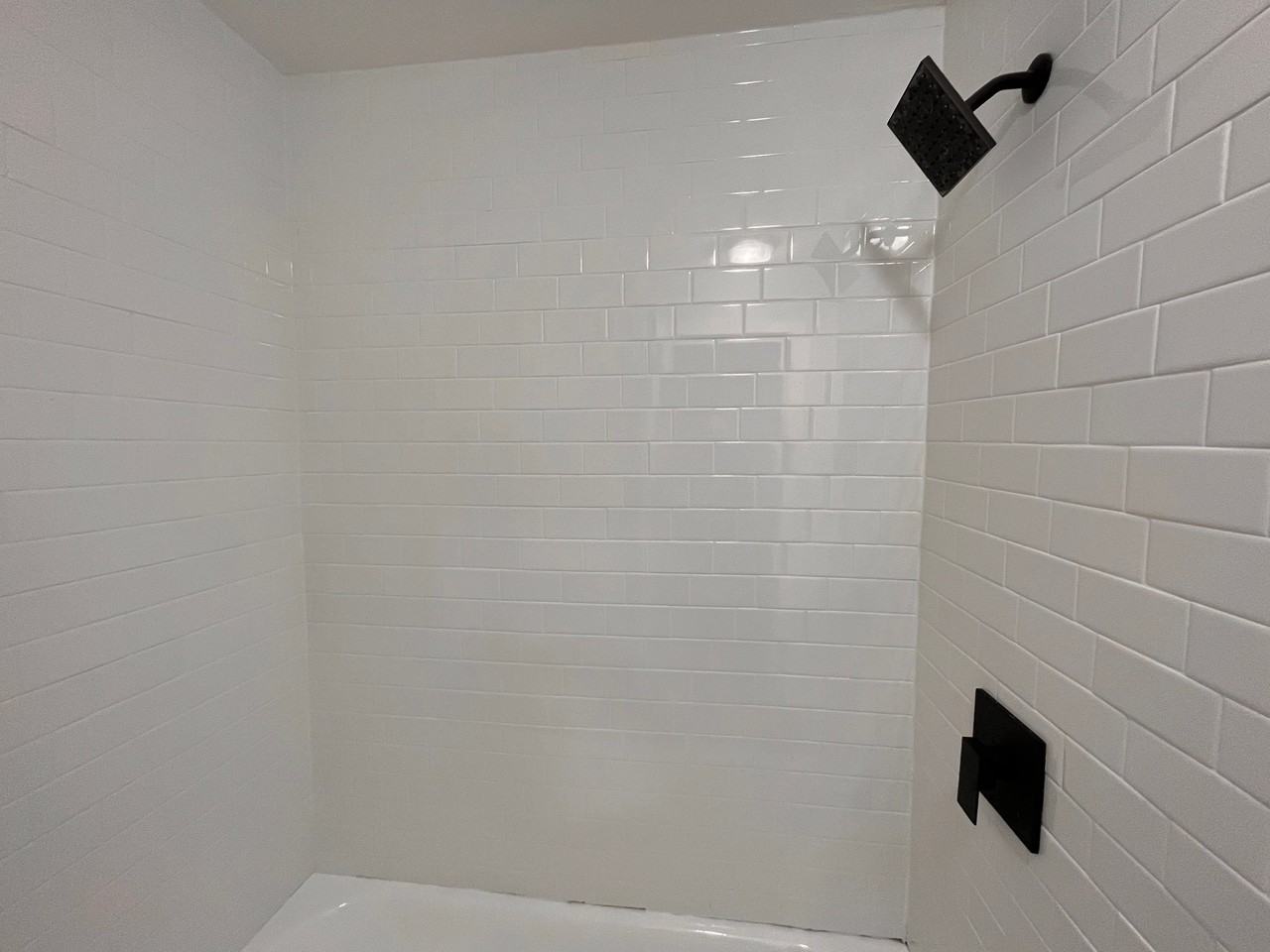 4918 S Vincennes Ave - Photo 3 of 12