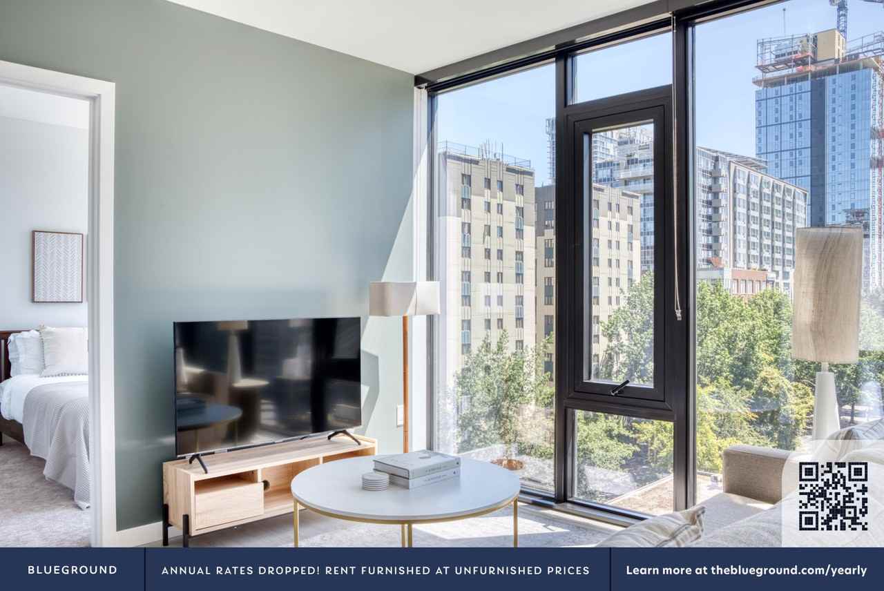 704 Spring Street - Photo 4 of 42