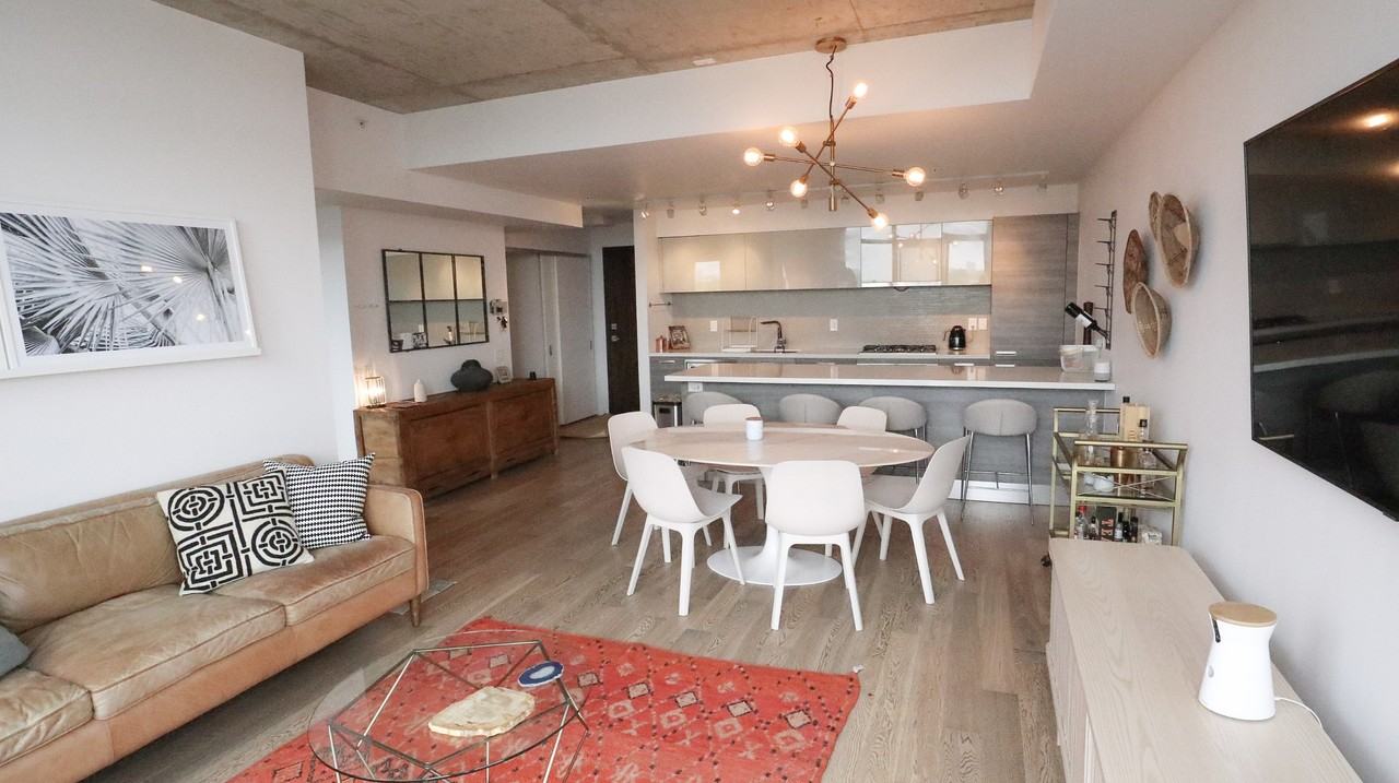 1239 Dundas Street West #702