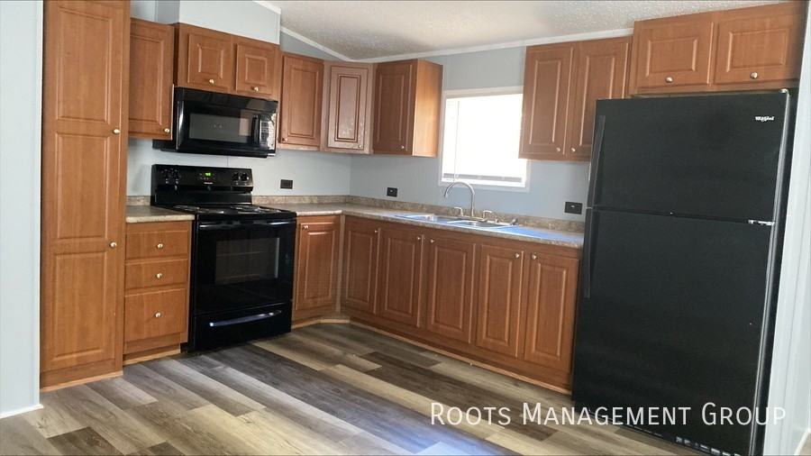 5603 Sandy Ridge Dr #181 - Photo 2 of 11