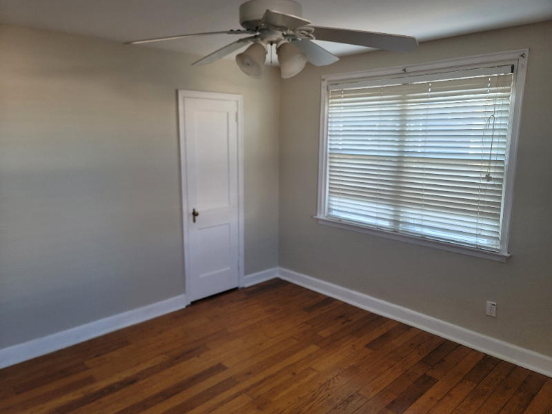 4044 Lasher Rd - Photo 2 of 17