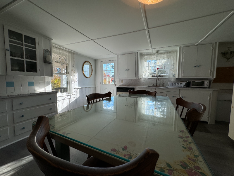 41 Brown Ln - Photo 3 of 18