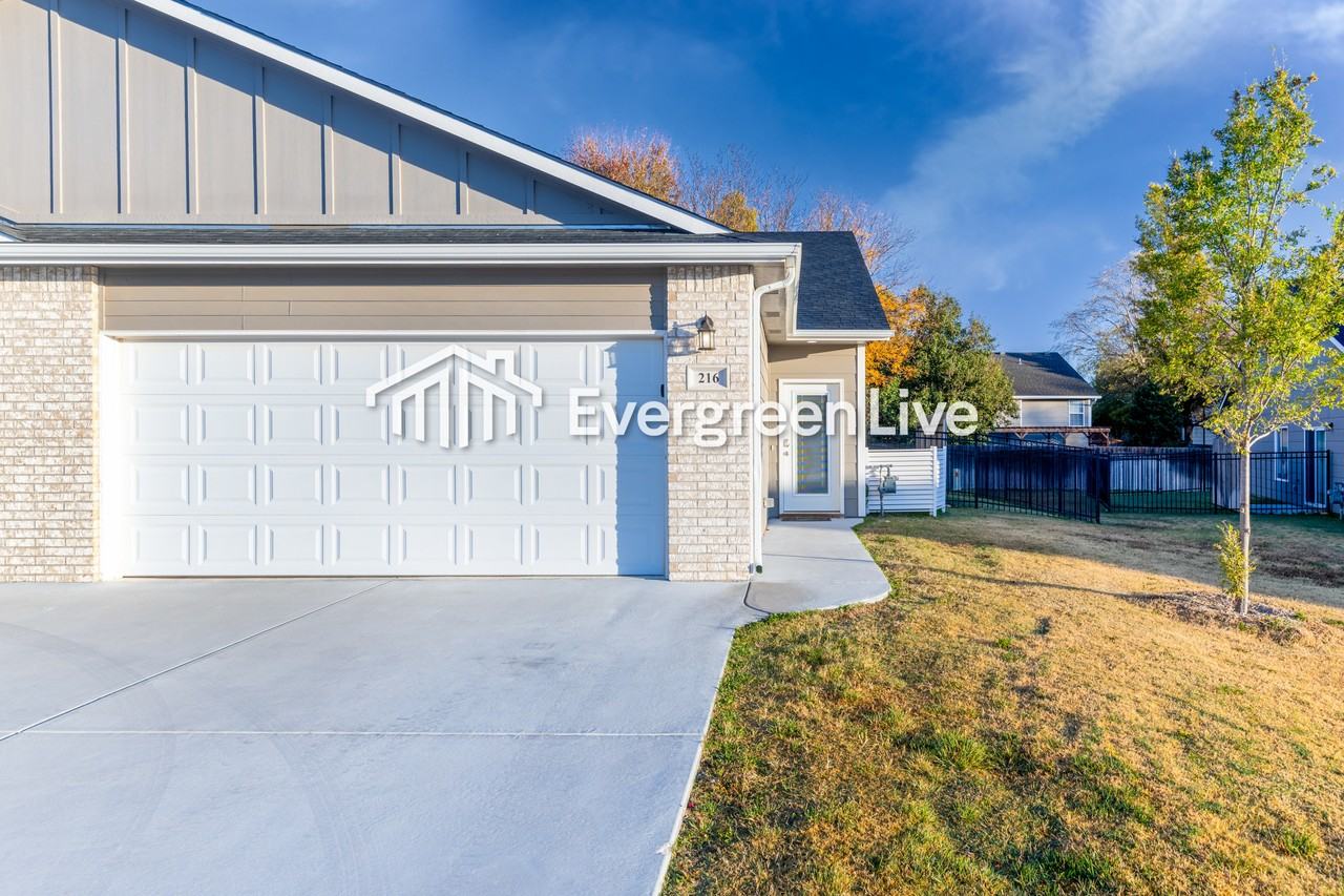 216 E Northern Ct - Photo 3 of 25