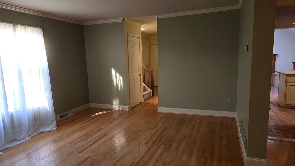 102 Ravenwood Pl - Photo 3 of 25