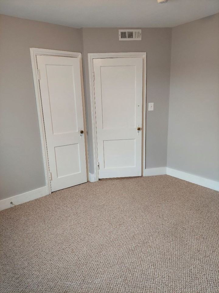 Harborview Apartments - Photo 7 of 20