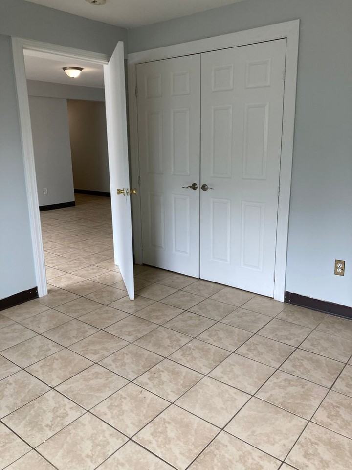 22 ELLIOTT ST - Photo 4 of 6