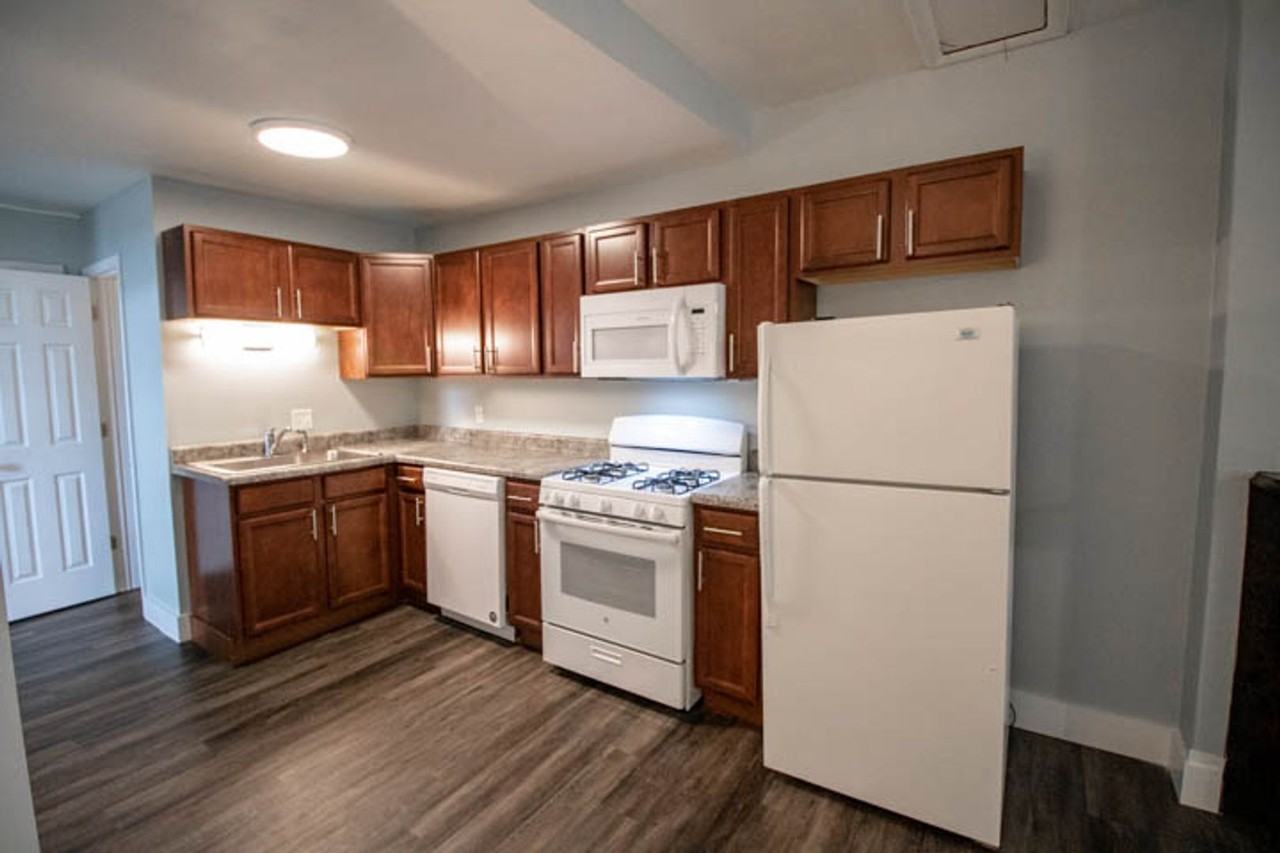 Boniface - Photo 7 of 15