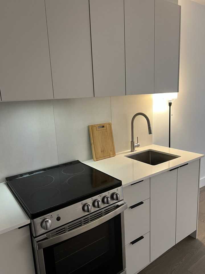 6310 Sherbrooke St W - Photo 2 of 8