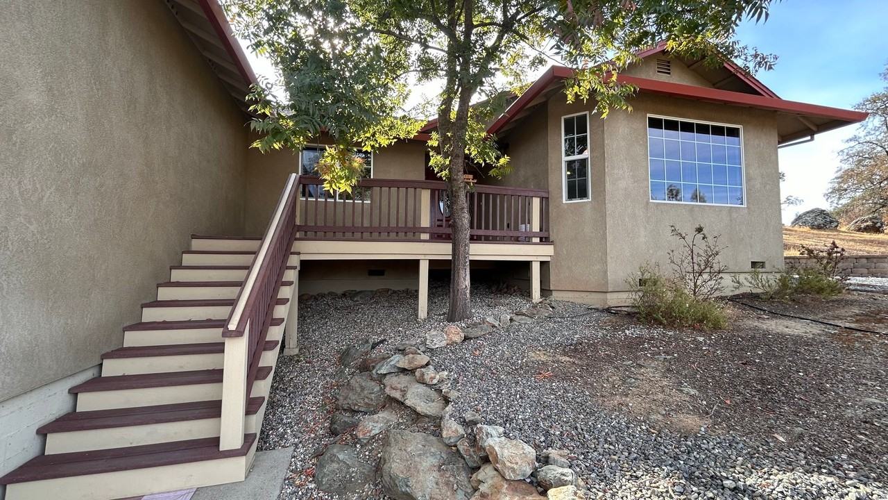 345 Live Oak Dr - Photo 3 of 27