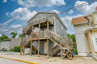 749 Garrison Ave - Photo 1 of 1