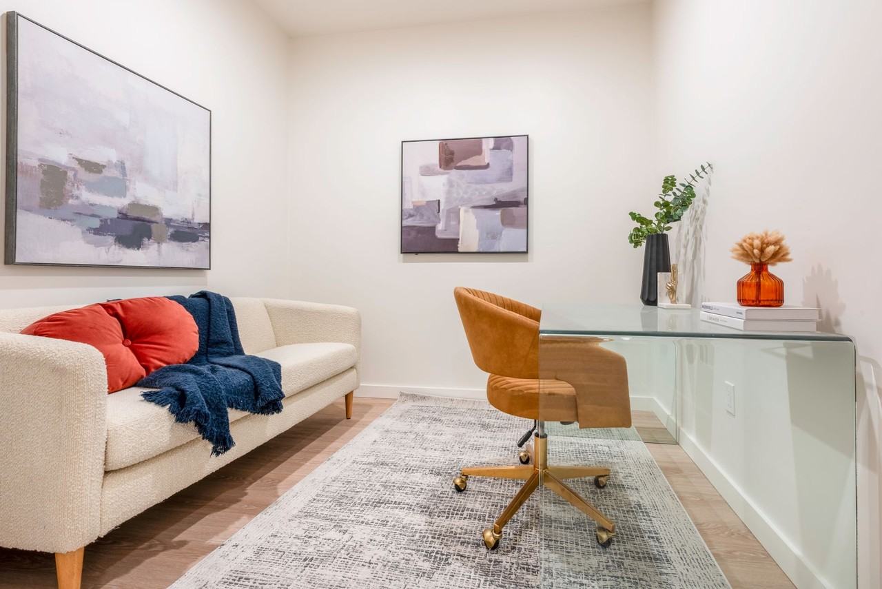 West of One - Photo 5 of 46