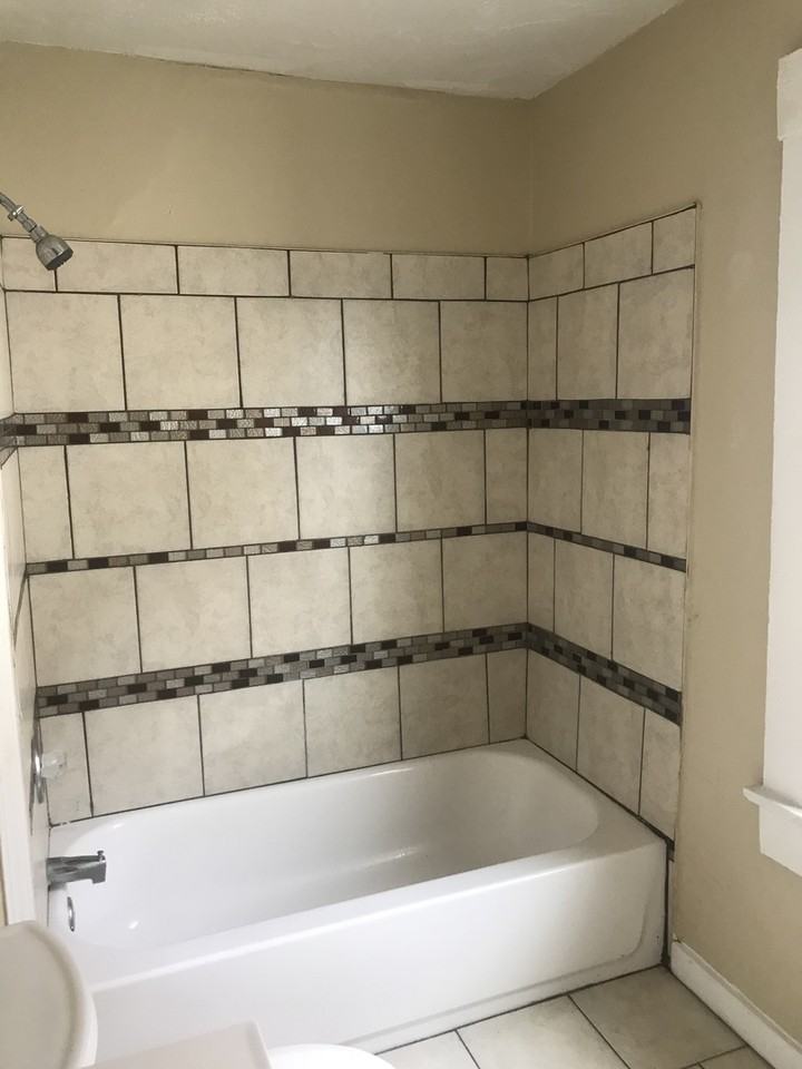 1115 Yale Ave - Photo 3 of 13