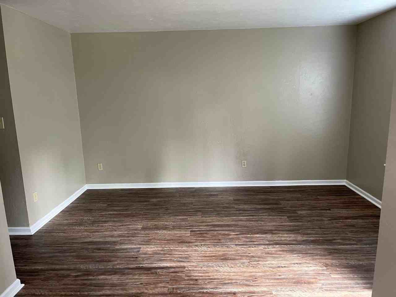 2060 Pats Pl - Photo 3 of 6
