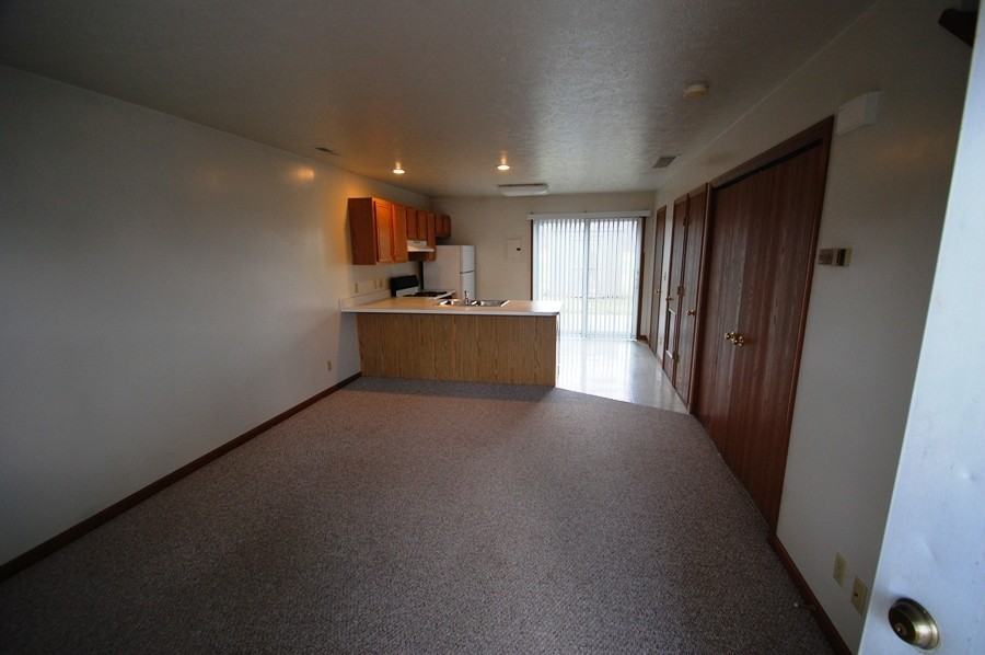 127 Watertower Ct - Photo 6 of 10