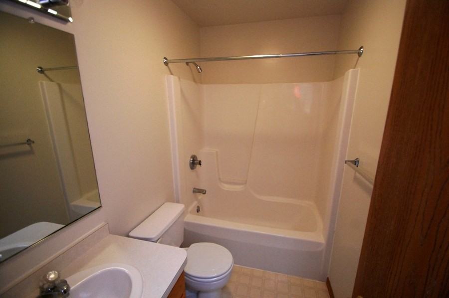 127 Watertower Ct - Photo 7 of 10