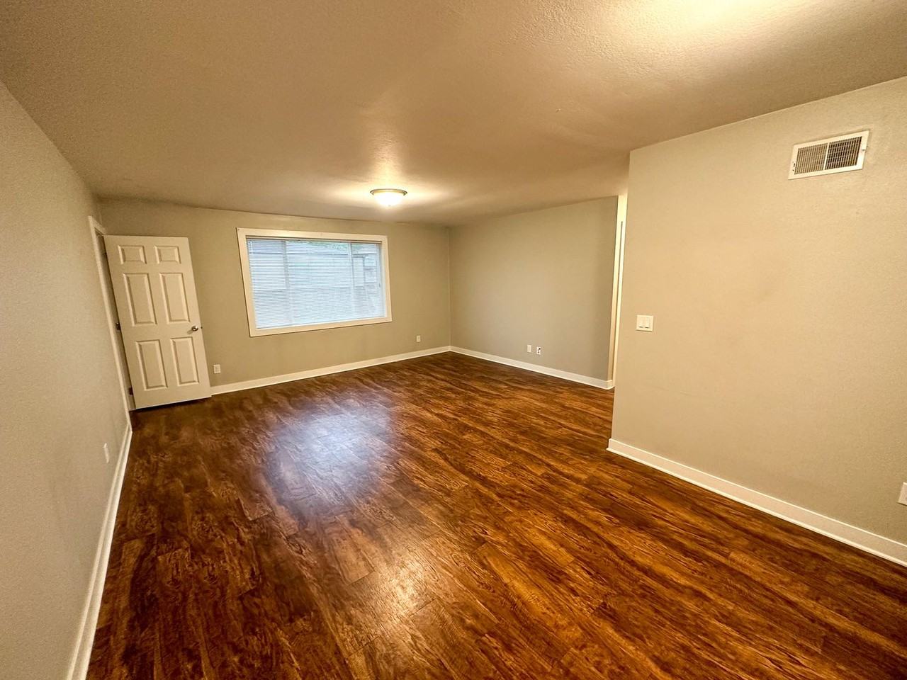 207 S. 5th Street - Photo 3 of 19