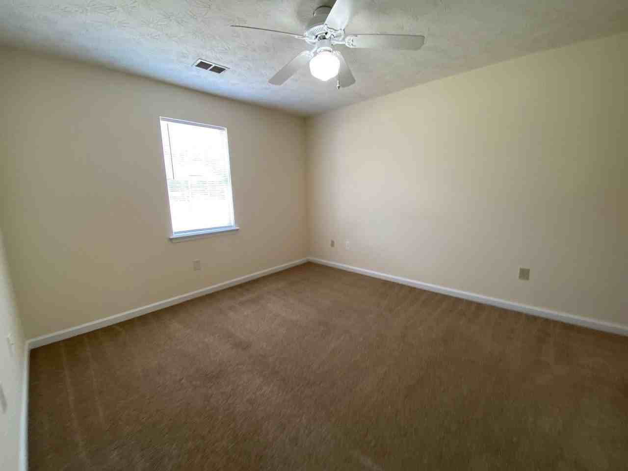 107 Hunter Run Road - Photo 7 of 10